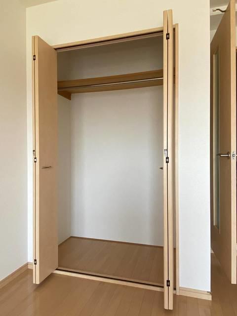 収納　お洋服をかけて収納できるクローゼット♪（同仕様画像）