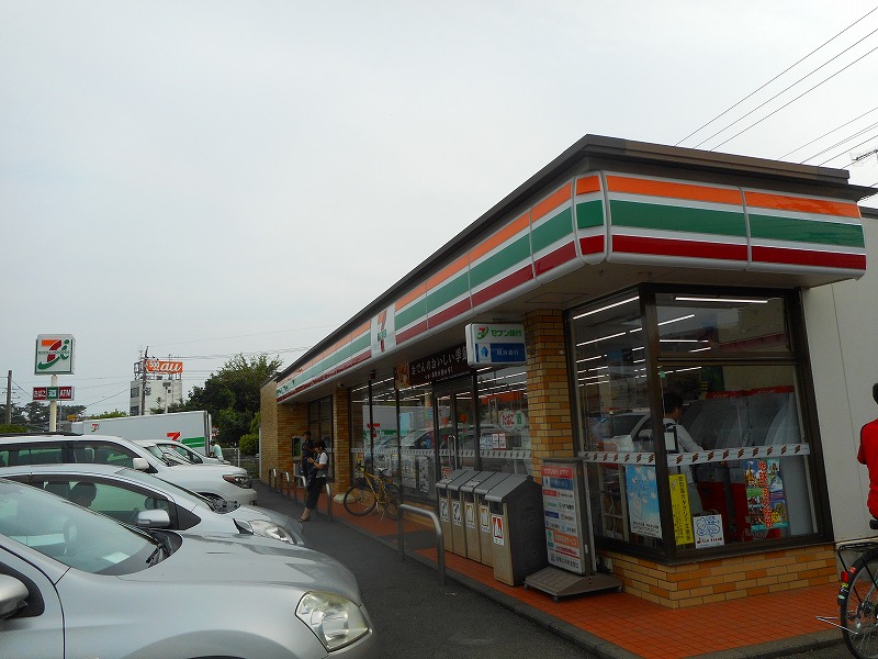 コンビニ　セブンイレブン 平塚上平塚店（コンビニ）まで322m