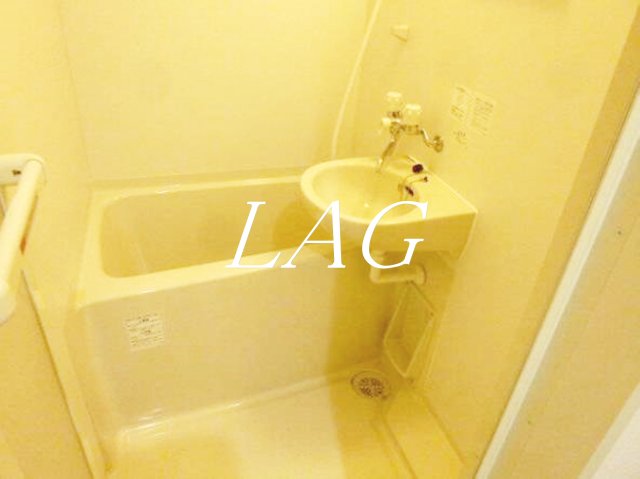 バス・シャワールーム　お風呂です。