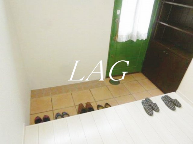 玄関　玄関です。