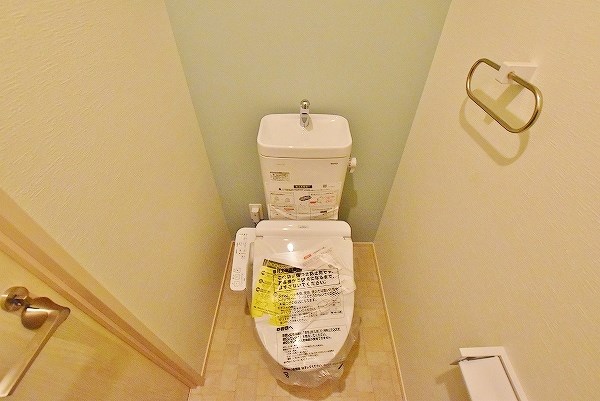 トイレ　★温水洗浄便座付トイレ★