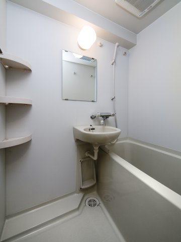 バス・シャワールーム　日々の疲れを癒すお風呂付です