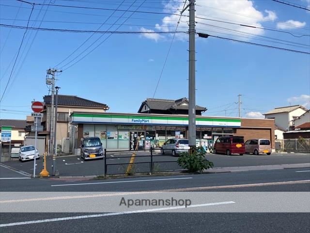 コンビニ　ファミリーマート戸畑天神一丁目店（コンビニ）まで492m