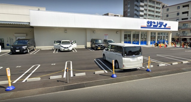 スーパー　サンディ吹田泉町店（スーパー）まで594m