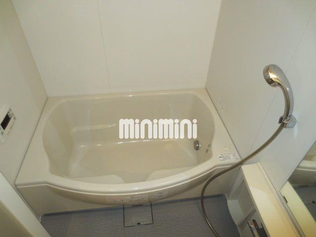 バス・シャワールーム　追焚き機能あり