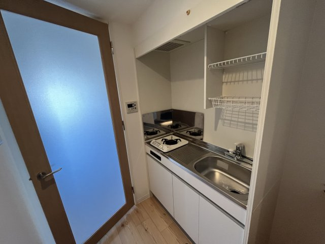 キッチン　壁付けキッチンでスペースを有効活用できます！