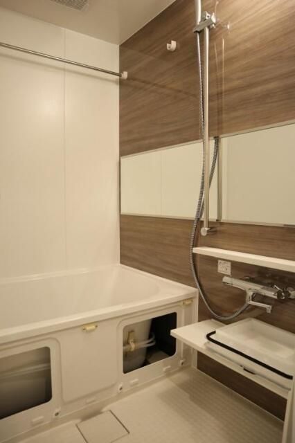 バス・シャワールーム　ゆったり過ごせるお風呂です