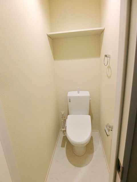 トイレ　★温水洗浄便座★