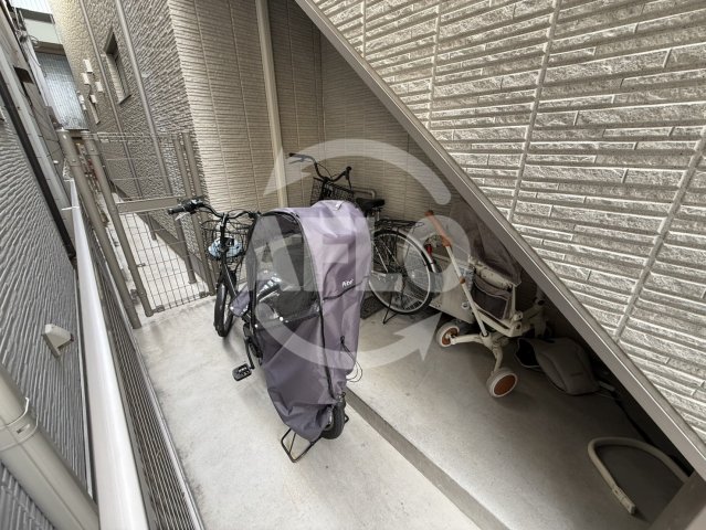 駐車場　シャーメゾン九条　駐輪場