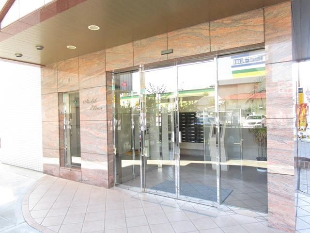 エントランス　★オートロック付のエントランス★