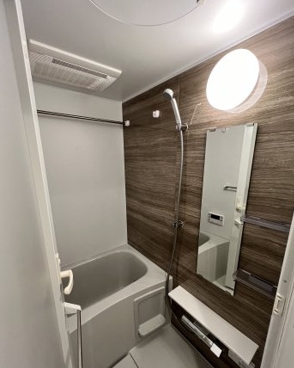 バス・シャワールーム　☆ゆったりくつろげるお風呂☆