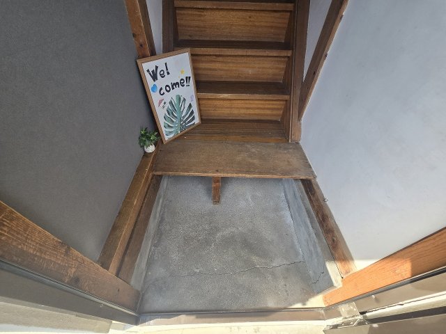 玄関　収納もある玄関です