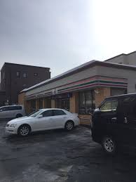 コンビニ　セブンイレブン札幌南円山店（コンビニ）まで255m