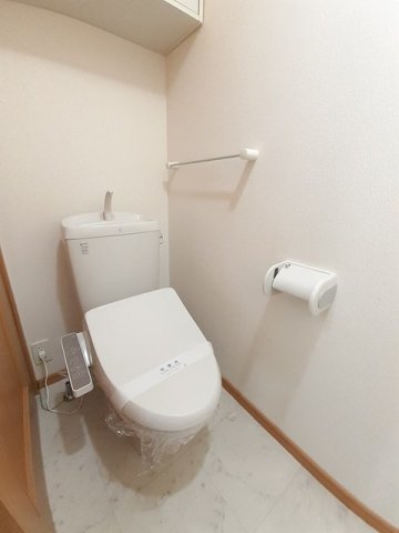 トイレ　シンプルで使いやすいトイレです