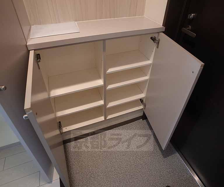 収納　シューズボックス完備
