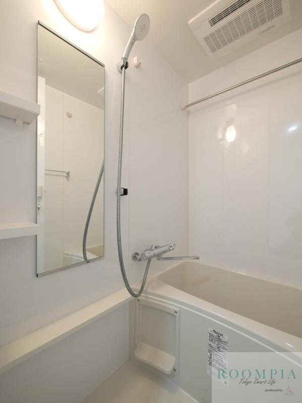 バス・シャワールーム　バス