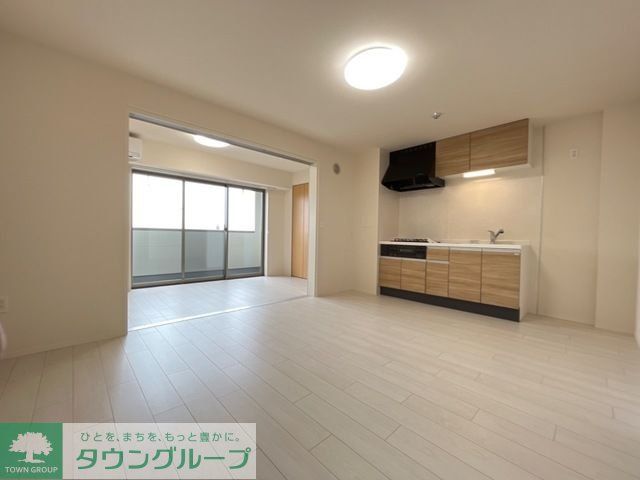 居室・リビング　★お問い合わせはタウンハウジング聖蹟桜ヶ丘店まで★