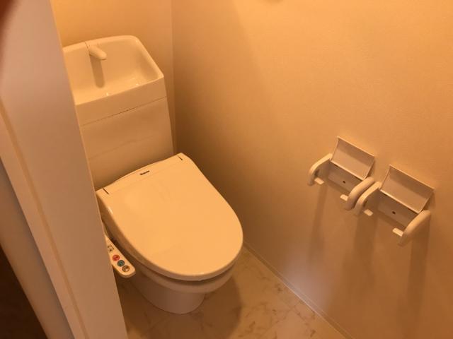 トイレ　トイレ