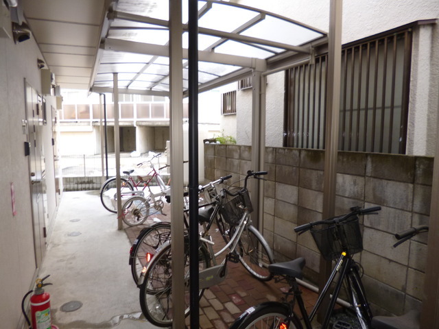 その他共有部分　自転車置き場あります！