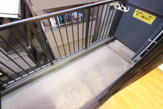 バルコニー　※別号室の写真です