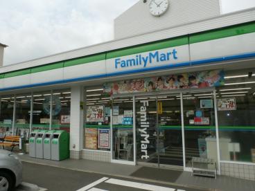 コンビニ　ファミリーマート荏原一丁目店（コンビニ）まで357m