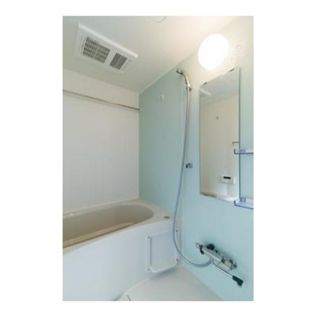 バス・シャワールーム　※写真は同タイプ住戸です。