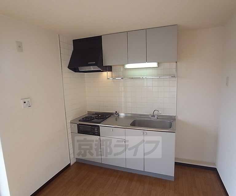 キッチン　広いキッチンです。