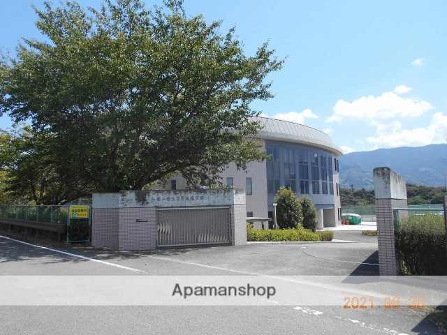 高校・高専　県立高等看護学校（高校・高専）まで350m