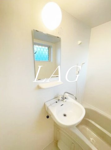 洗面設備　洗面台です。