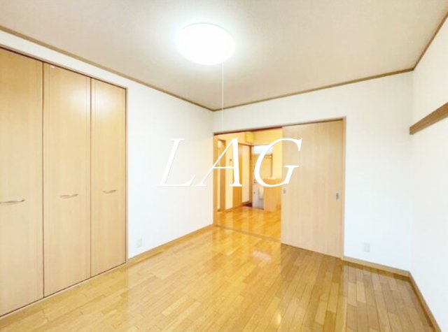 居室・リビング　洋室のお部屋です。