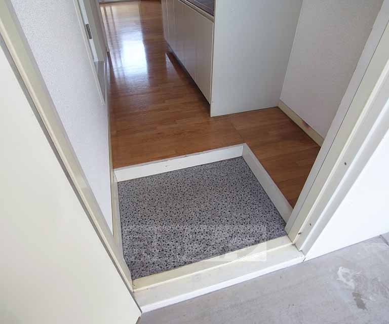 玄関　シューズボックスを置けるスペースもございます。