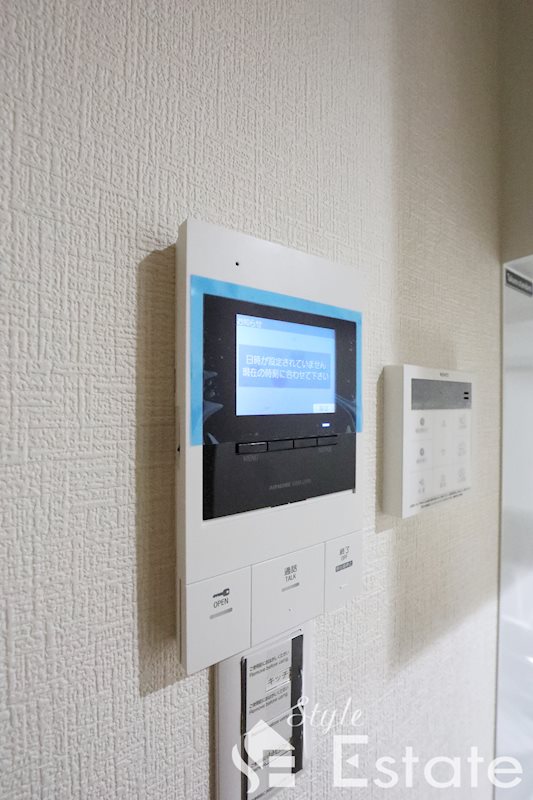 セキュリティ　モニター付きインターホン
