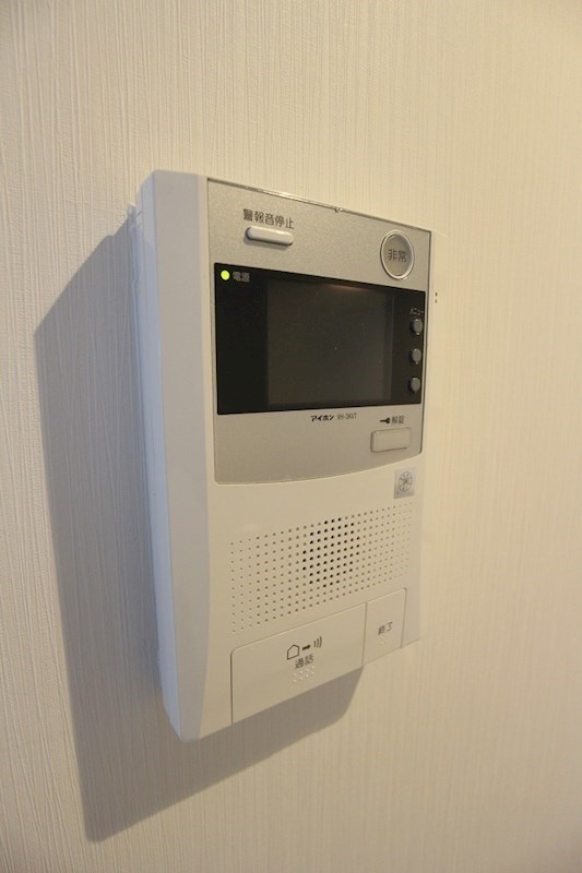 セキュリティ　ＴＶモニター付インターホン　※別号室参考写真