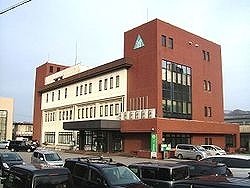 その他　養父市役所まで3300m