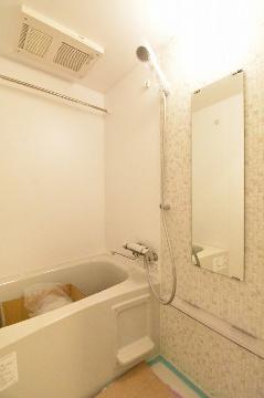 バス・シャワールーム　バス