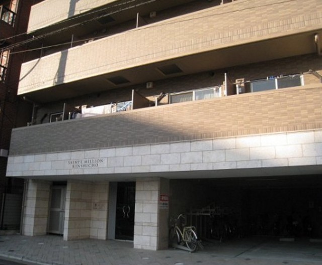 エントランス　外観