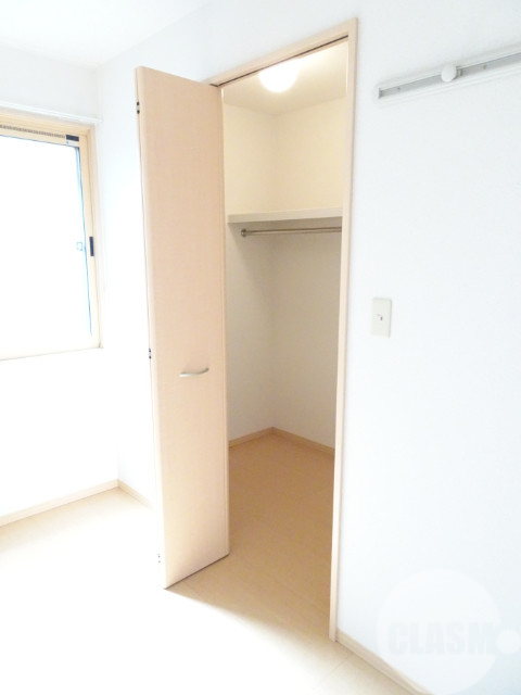 収納　ウォークインクローゼット