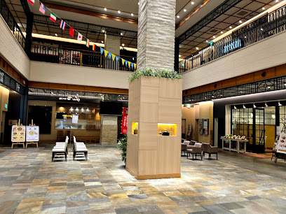 ショッピングセンター　深川ギャザリア（ショッピングセンター）まで393m