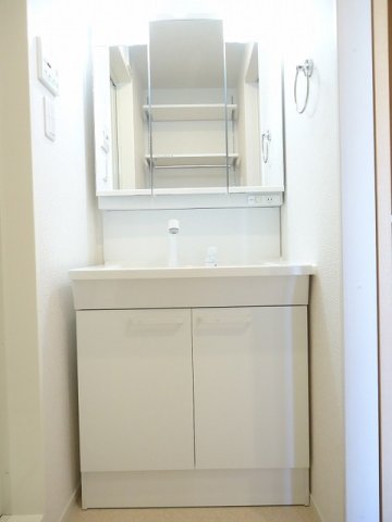 洗面設備　洗面所です