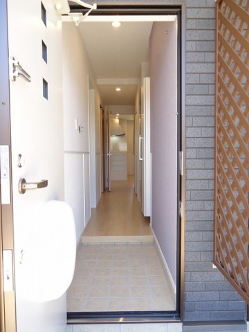 玄関　シンプルで使いやすい玄関です