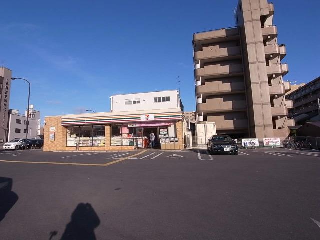 コンビニ　セブンイレブン（コンビニ）まで160m