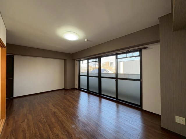 居室・リビング　愛知和光ビル