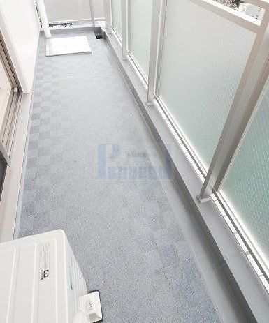 バルコニー　明るいバルコニー！