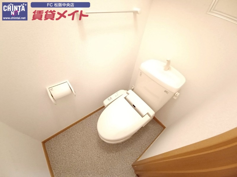 トイレ　反転タイプ参考写真