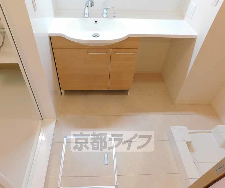 洗面設備　広々とした洗面所です！