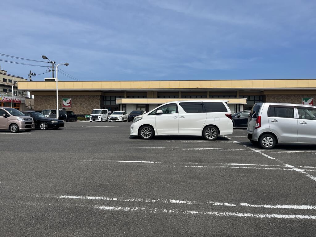 スーパー　ヨークベニマルメガステージ白河店（スーパー）まで1133m