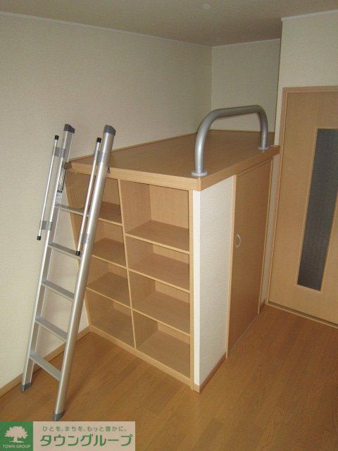 その他部屋・スペース　ベット付/ベット下部ウォーキングクローゼット