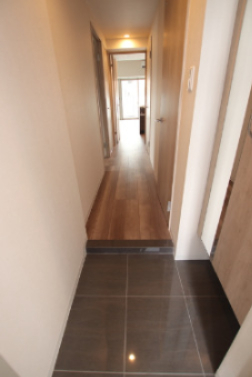 玄関　参考写真になります