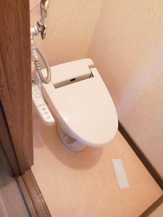 トイレ　ウォシュレット付き☆