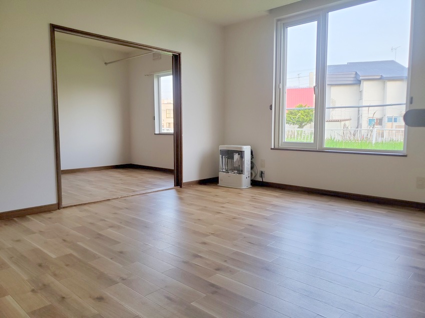 居室・リビング　駐車場2台込